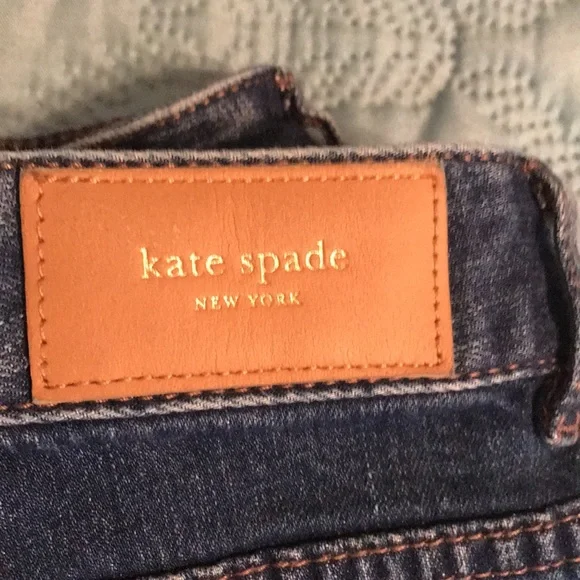 ❤️ (20)ladies size 28 waist embellished crop jeans by Kate spade. Like new - Picture 2 of 16